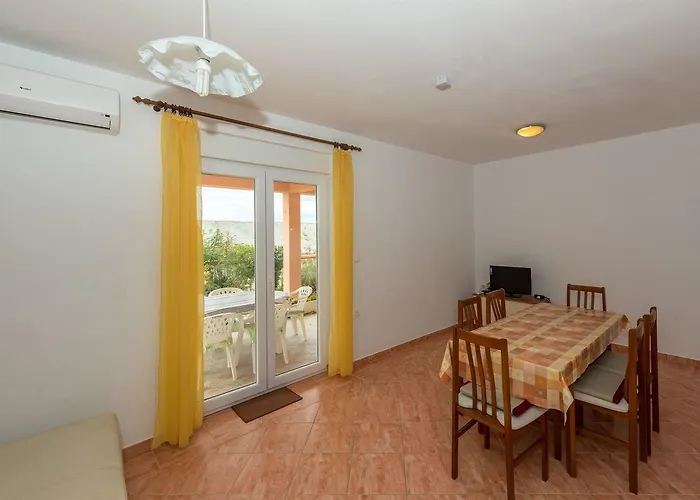 Apartments Andelo * Влашичи